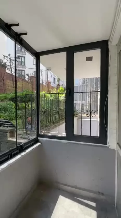 Katlanır Cam Balkon Sistemleri video kapağı 1
